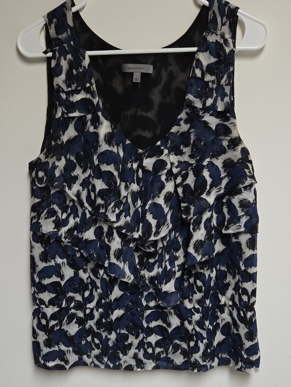 Classiques Entier Navy, White And Black Ruffled V-Neck Camisole Large